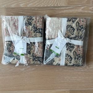 Pottery Barn Rosalyn Patchwork Quilted Cotton (2) Euro Shams